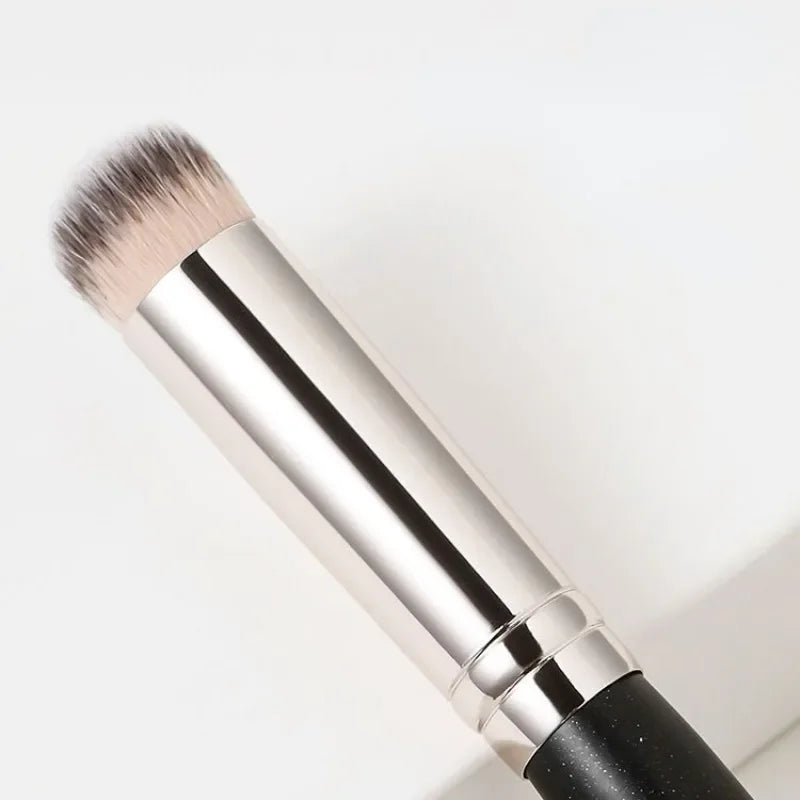 Concealer Brush Premium Contour