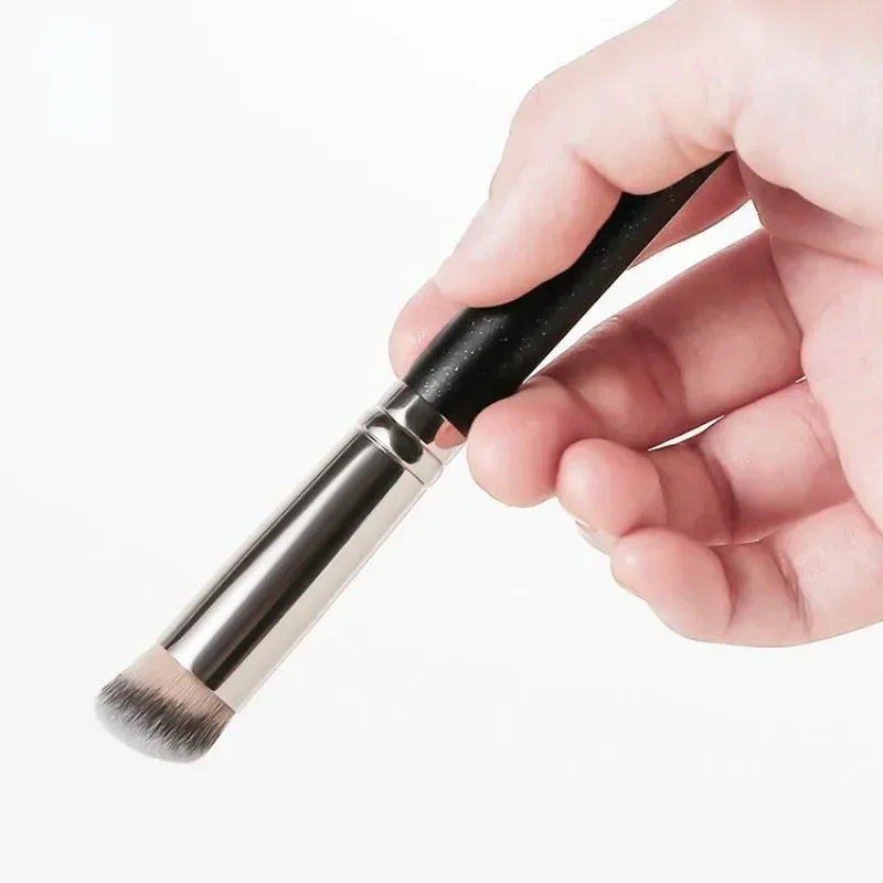 Concealer Brush Premium Contour